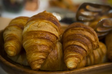 kruvasan kahvaltı için