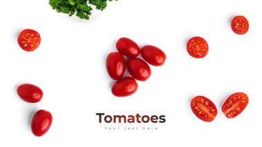 Beyaz arkaplanda domatesler