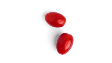 Beyaz arkaplanda domatesler. 