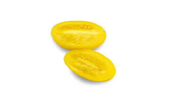 Gele tomaat langwerpige vorm op een witte achtergrond. Tomatenvariëteit Gouden citroen of Akmore Treasure. — Stockfoto