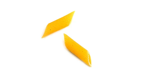 Rauwe Penne Rigate Vorm Van Italiaanse Pasta Witte Achtergrond Hoge — Stockfoto