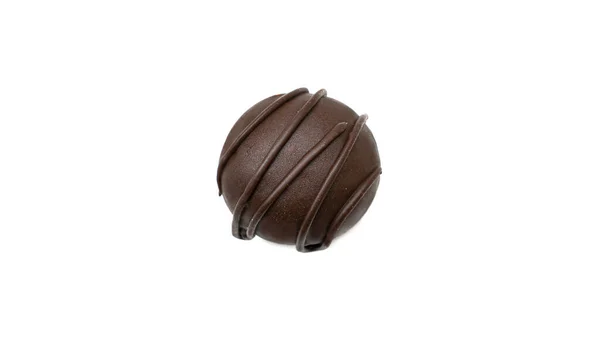 Köstliche Runde Schokoladenbonbons Mit Nüssen Auf Weißem Hintergrund Hochwertiges Foto — Stockfoto