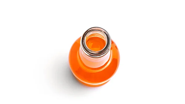 Geöffnete Flasche Orangefarbenes Getränk Auf Weißem Hintergrund Hochwertiges Foto — Stockfoto