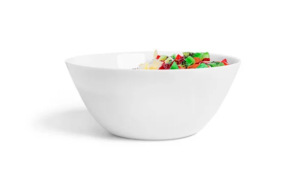 Erdbeeren-Dessert mit Früchten, Mandeln und Chiasamen isoliert auf weißem Hintergrund. Rote Smoothie-Schüssel mit Beeren. — Stockfoto