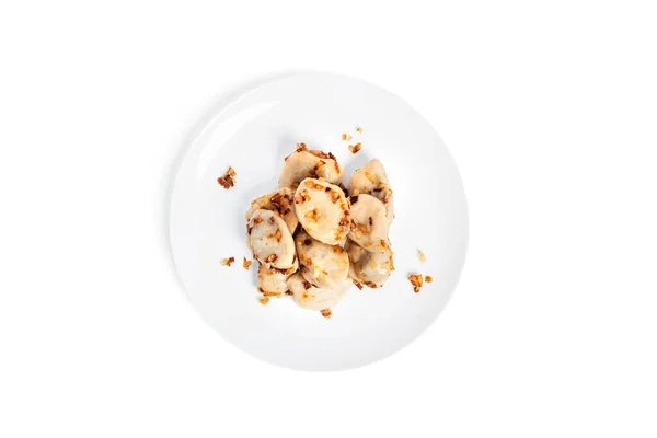 Găluște cu cartofi și ceapă prăjită izolate pe un fundal alb . — Fotografie, imagine de stoc
