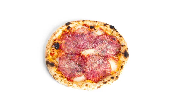 Піца Пепероні ізольована на білому тлі. Піца Саламі ізольована . — стокове фото