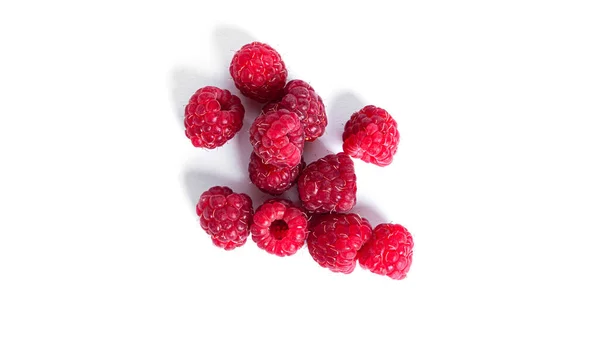 Himbeere isoliert auf weißem Hintergrund. Himbeeren. — Stockfoto