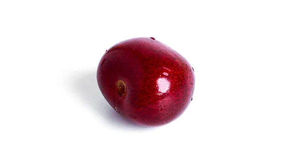 Cherry isolato su uno sfondo bianco. Bacche di ciliegia dolci su sfondo bianco. Bacche rosse sono isolati. — Foto Stock