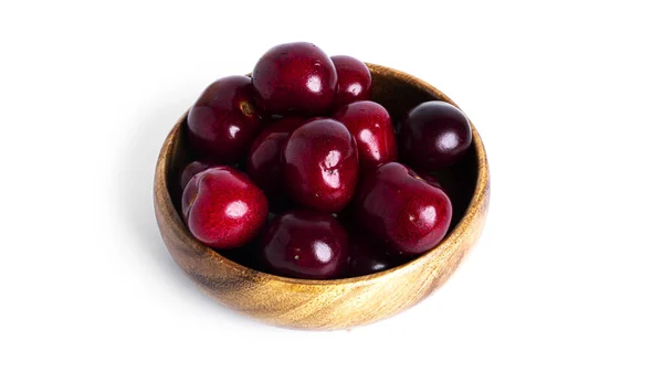 Cherry terisolasi pada latar belakang putih. Beri ceri manis dengan latar belakang putih. Beri merah terisolasi. — Stok Foto