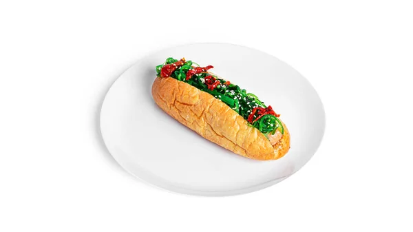 Hot dog with chuka isolated on a white background. Fast food isolated. — Stock Photo, Image