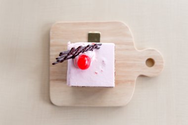 Üstten Görünüm Çilekli pasta, en iyi romantik tatlı