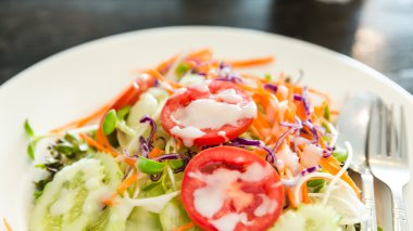 taze sebze salatası