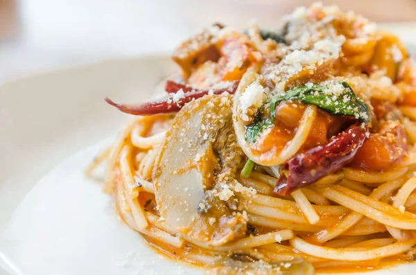 Domates soslu spagetti.