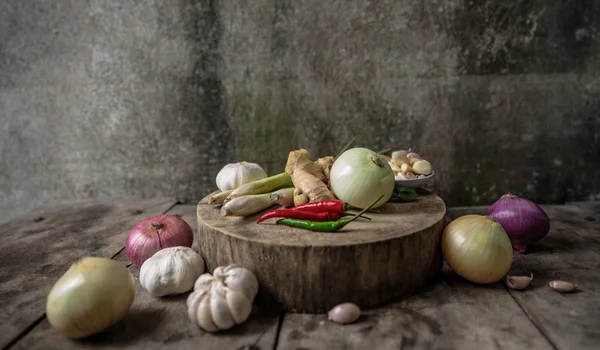 Натюрморт з овочами — стокове фото
