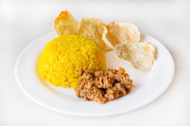 Endonezya mutfağı, zerdeçal pirinç 