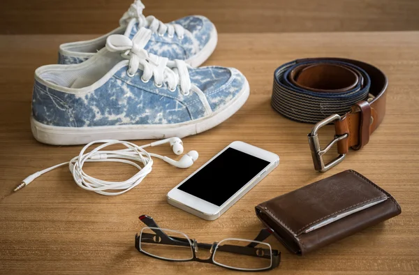 Natureza morta com telefone celular — Fotografia de Stock