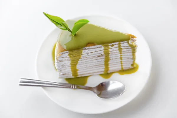 Crepe-Kuchen mit grünem Tee — Stockfoto
