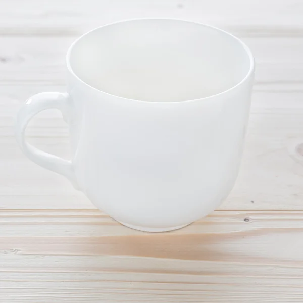 白色杯子空空白 — 图库照片