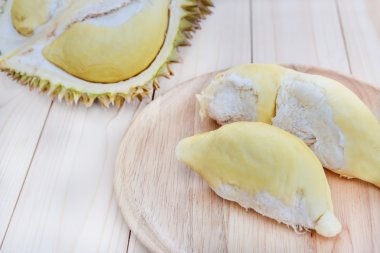 Durian plaka ve ahşap arka plan