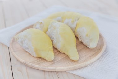 Durian plaka ve ahşap arka plan