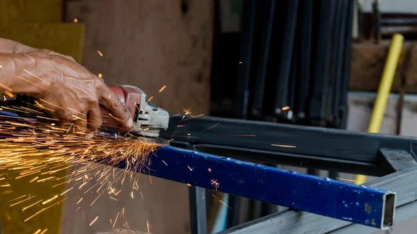 Electric wheel grinding — Stock Photo, Image