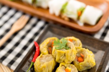 taze ev yapımı sebzeli dimsum buğulama