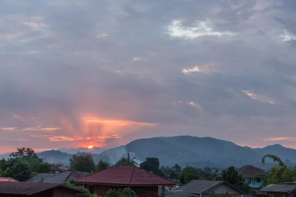 Casa Pôr Sol Paisagem Com Vista Para Casa Pôr Sol — Fotografia de Stock