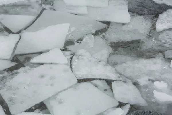 Descongelado Lago Teletskoye Inverno Rússia Altai Krai — Fotografia de Stock