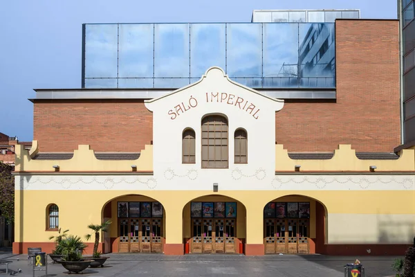 Edificio del Cine Imperial Salo en Sabadell — Foto de Stock