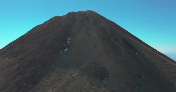 Aerial view of Teide vulkán, Tenerife, Kanári-szigetek, Spanyolország. — Stock videók