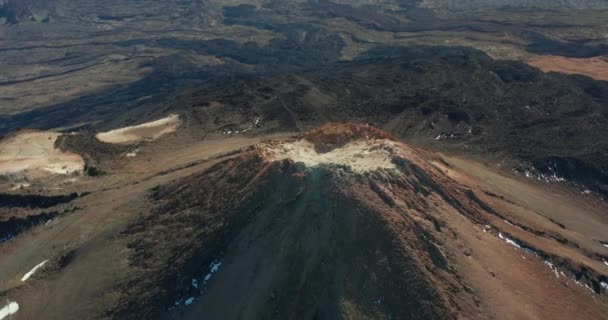 マウンテン火山噴火口。火山火口の空中展望. — ストック動画