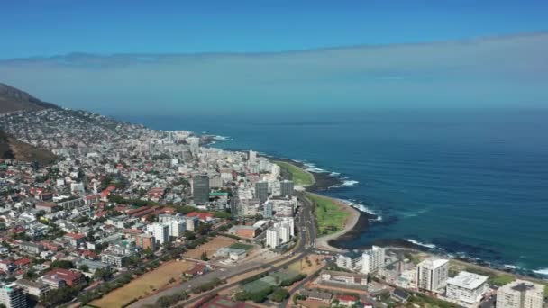 Flygfoto över fotbollsstadion. Kapstaden, Sydafrika. — Stockvideo