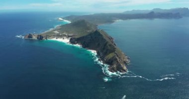 Ümit Burnu ve Cape Point 'in Hindistan, Güney ve Atlantik Okyanusları' nın birleştiği yer..