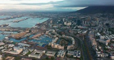 Cape Town, Batı Cape, Güney Afrika, Cape yarımadası, Yeşil Nokta, V ve A rıhtımı, Cape Town Stadyumu, De Waterkant, parlak ve güneşli bir günde