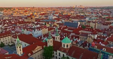 Prag 'ın antik kısmının havadan görünüşü. Prag 'ın Eski Bölgesi.