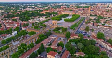 Montpellier, Fransa 'nın havadan görünüşü. Montpellier şehir merkezinin havadan çekilmiş görüntüsü..
