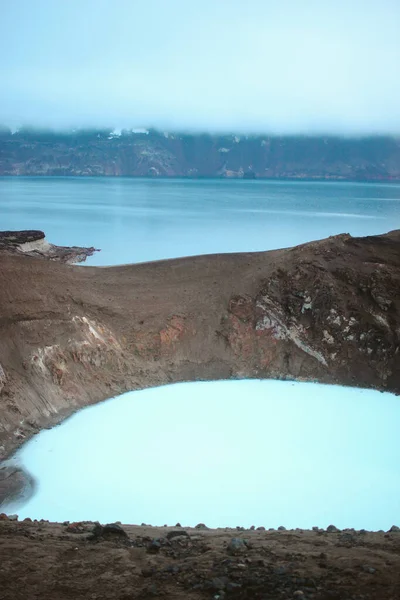 Vt krateri, İzlanda 'da sihirli mavi su