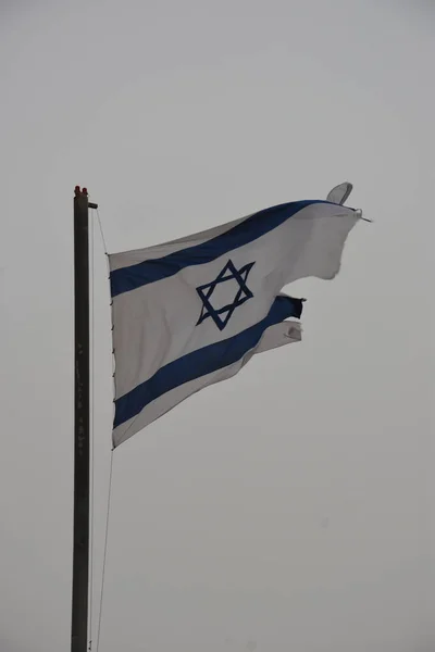 Jerusalén Israel Marzo 2021 Bandera Israel Ondeando Viento Día Gris — Foto de Stock