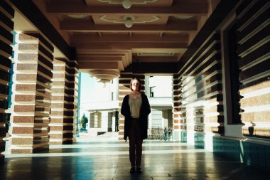 Bir kızın portresi.