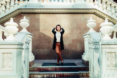 Bir kızın portresi.