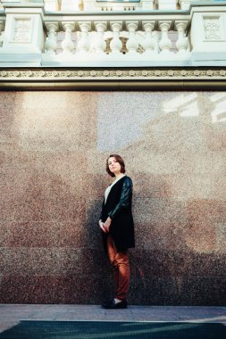 Bir kızın portresi.