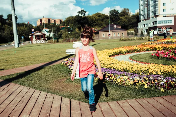 Little girl — Stock Photo, Image