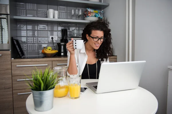 Arbeiten von zu Hause aus — Stockfoto