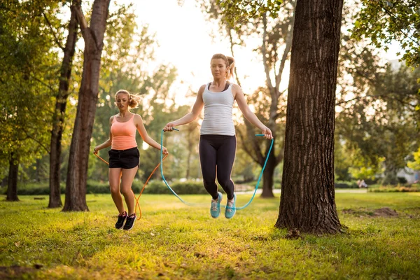 Fitness en el parque — Foto de Stock