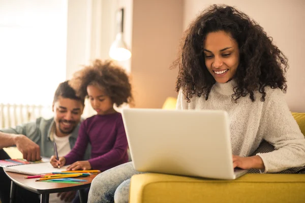 Familj och arbete — Stockfoto