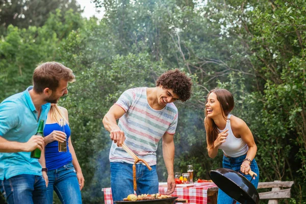 Hora del almuerzo. — Foto de Stock