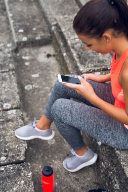 Bir cep telefonuna mesaj