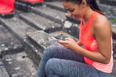 Bir cep telefonuna mesaj