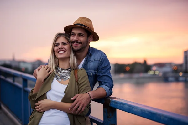 Pôr do sol perfeito juntos — Fotografia de Stock