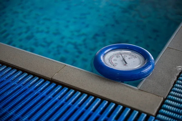 Medidor de temperatura del agua —  Fotos de Stock